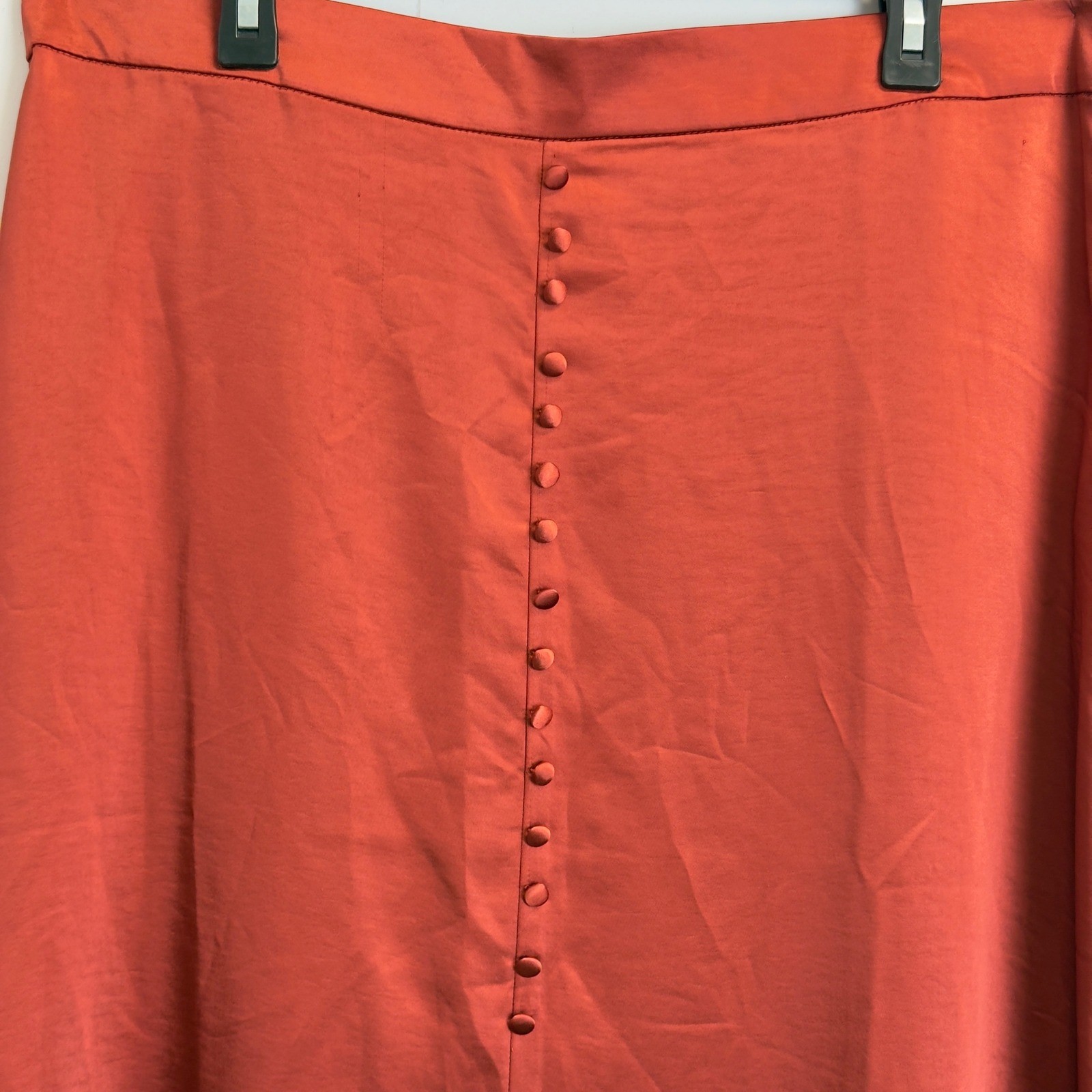 Vince Camuto Rust Orange Satin Button Front Maxi Skirt XL Slit Elastic Waist