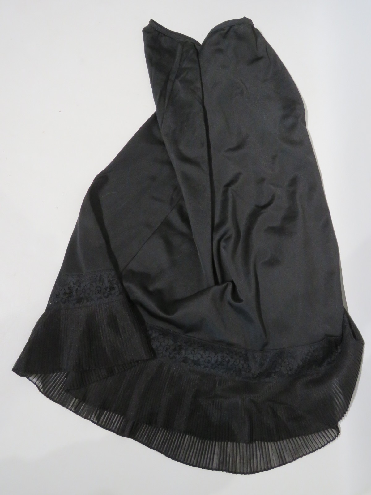 Half-Slip Charmode Sears Nylon Tricot USA 27&Prime; Long Nylon & Lace Size Lg Black ll