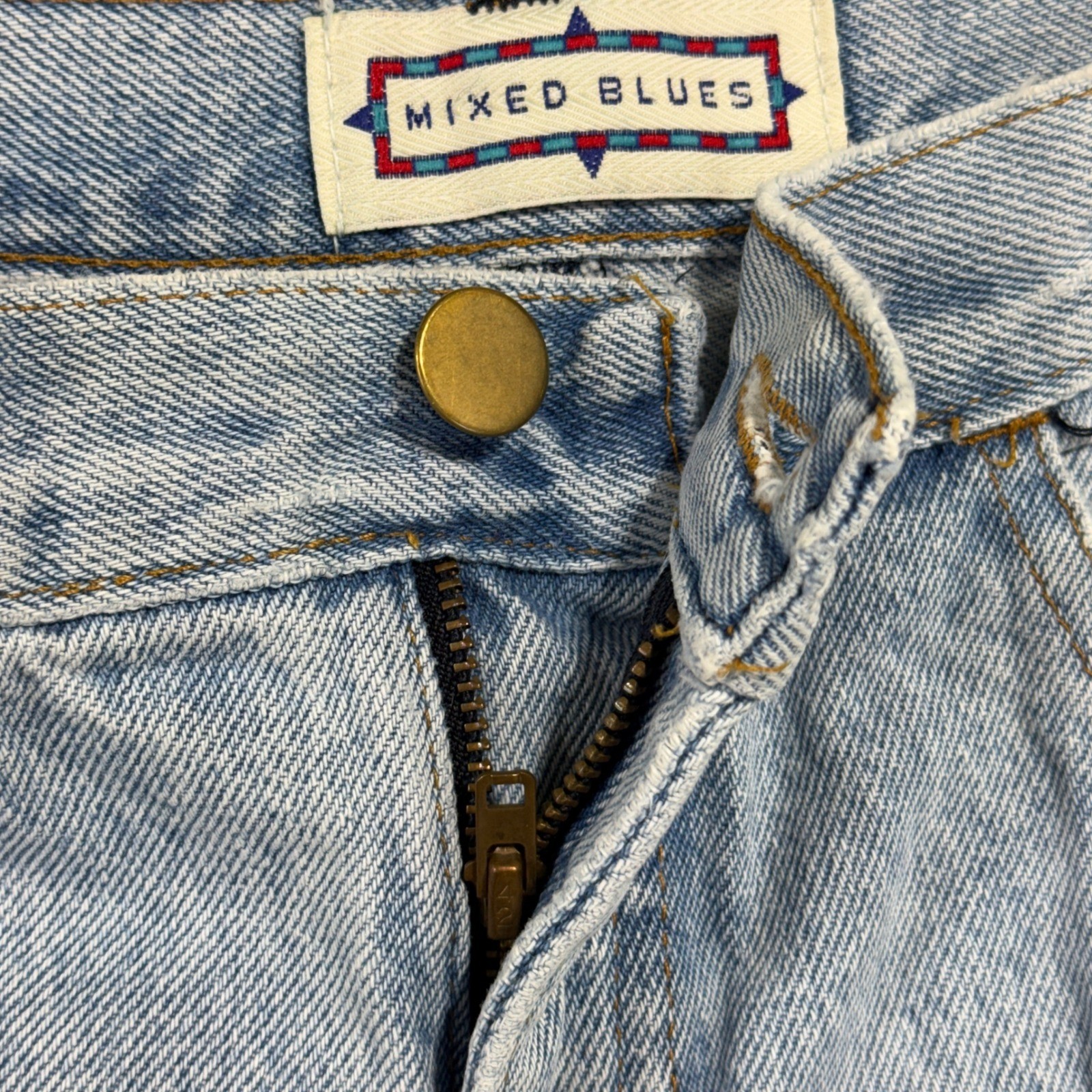 Mixed Blues Vintage High Waisted Light Wash Ankle Zip Jeans Made in USA Size 13