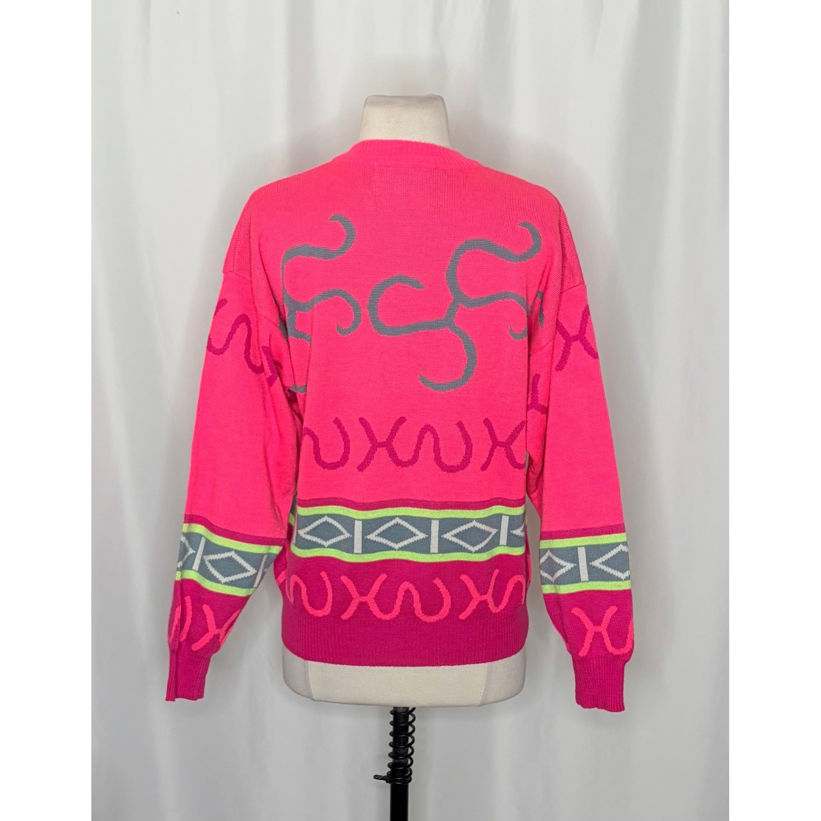 Vintage SUMMIT COUNTY Sporty Wool Blend Crew Neck Sweater Pink Colorful Medium