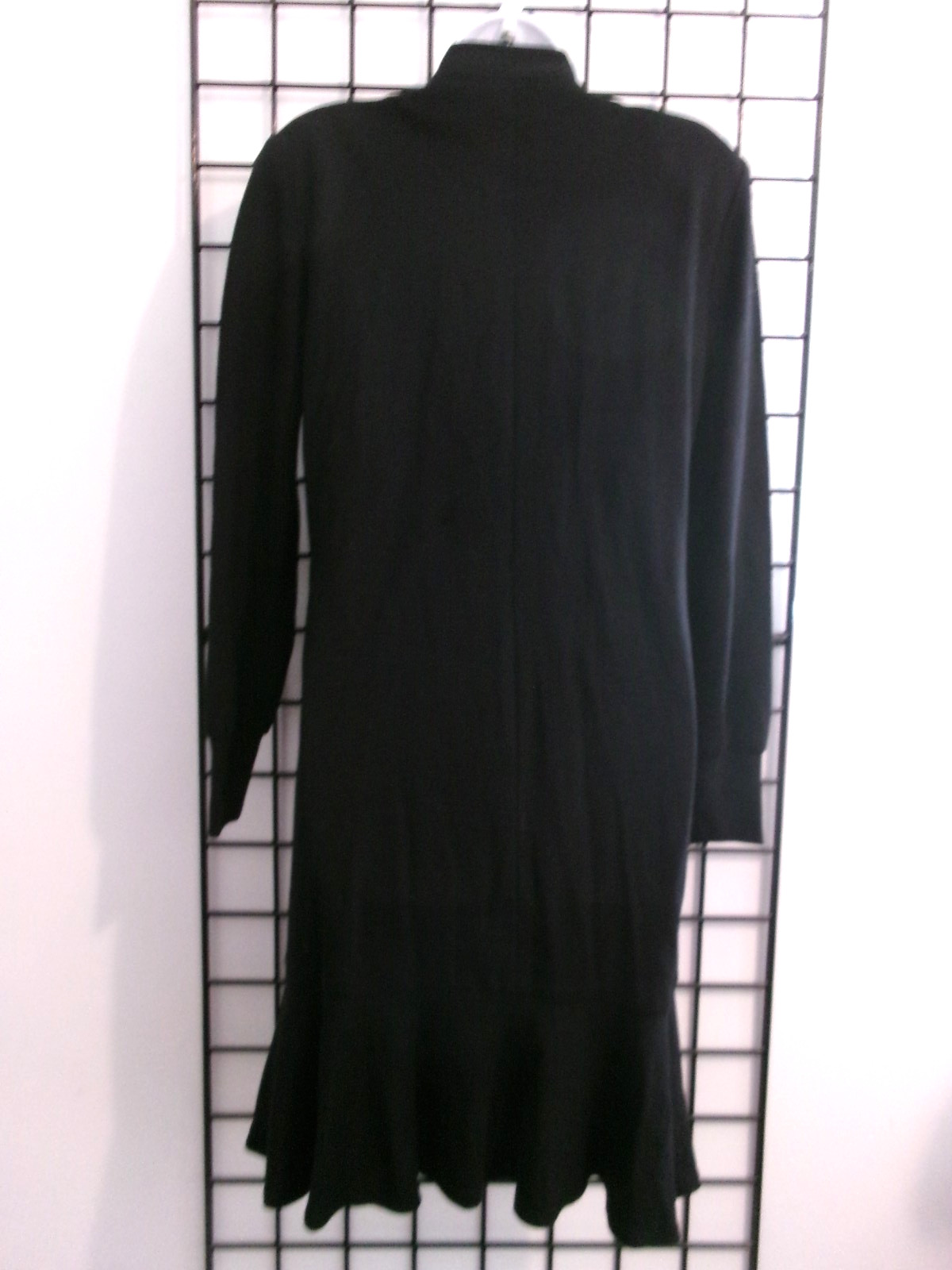 VINTAGE CHETTA B. 🌸 SIZE 6 / 36&Prime; BUST ==HEAVY KNIT / RUFFLED BOTTOM DRESS