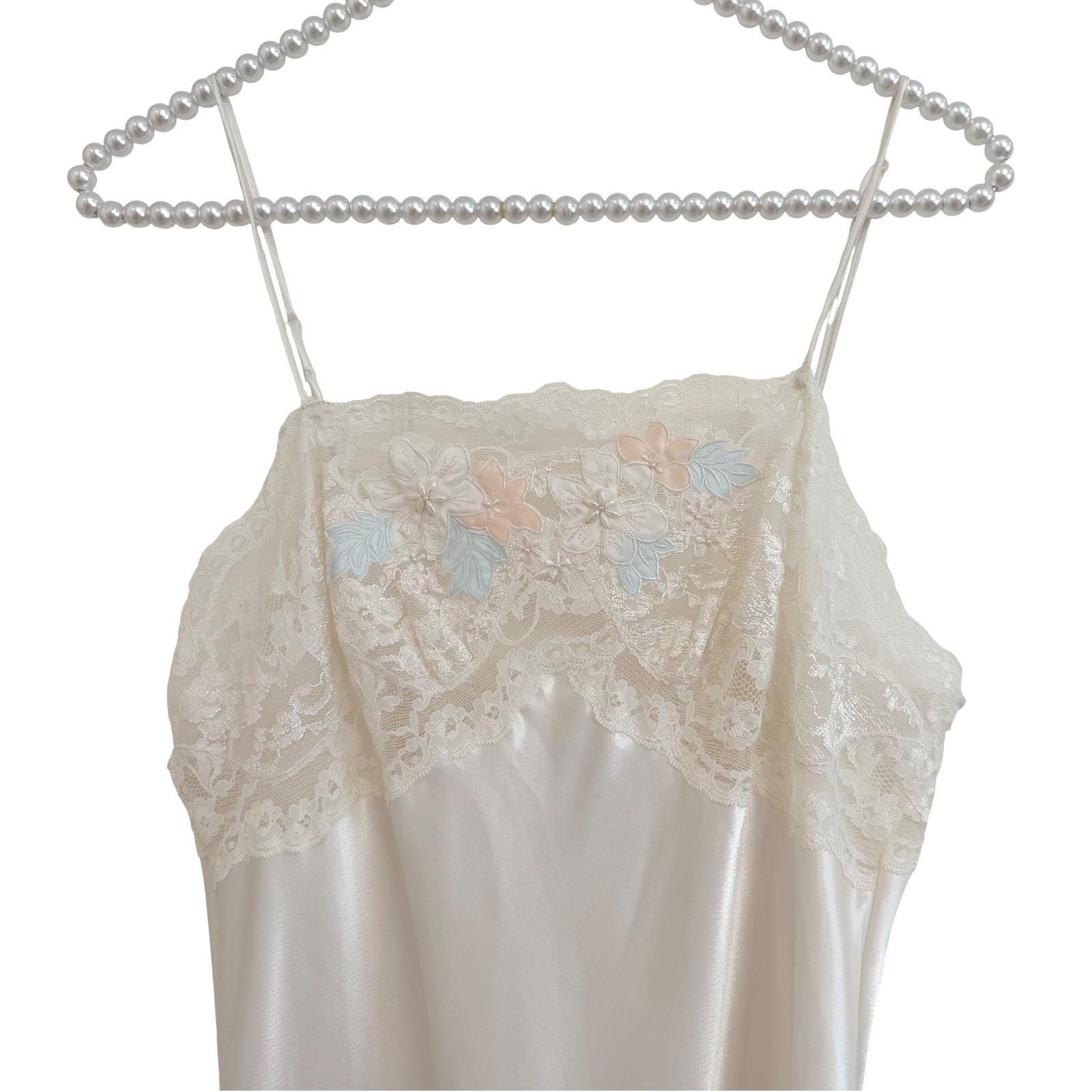 Sara Beth Vintage Cream Satin Nightgown Lace Floral Embroidery Pearl Accent 36