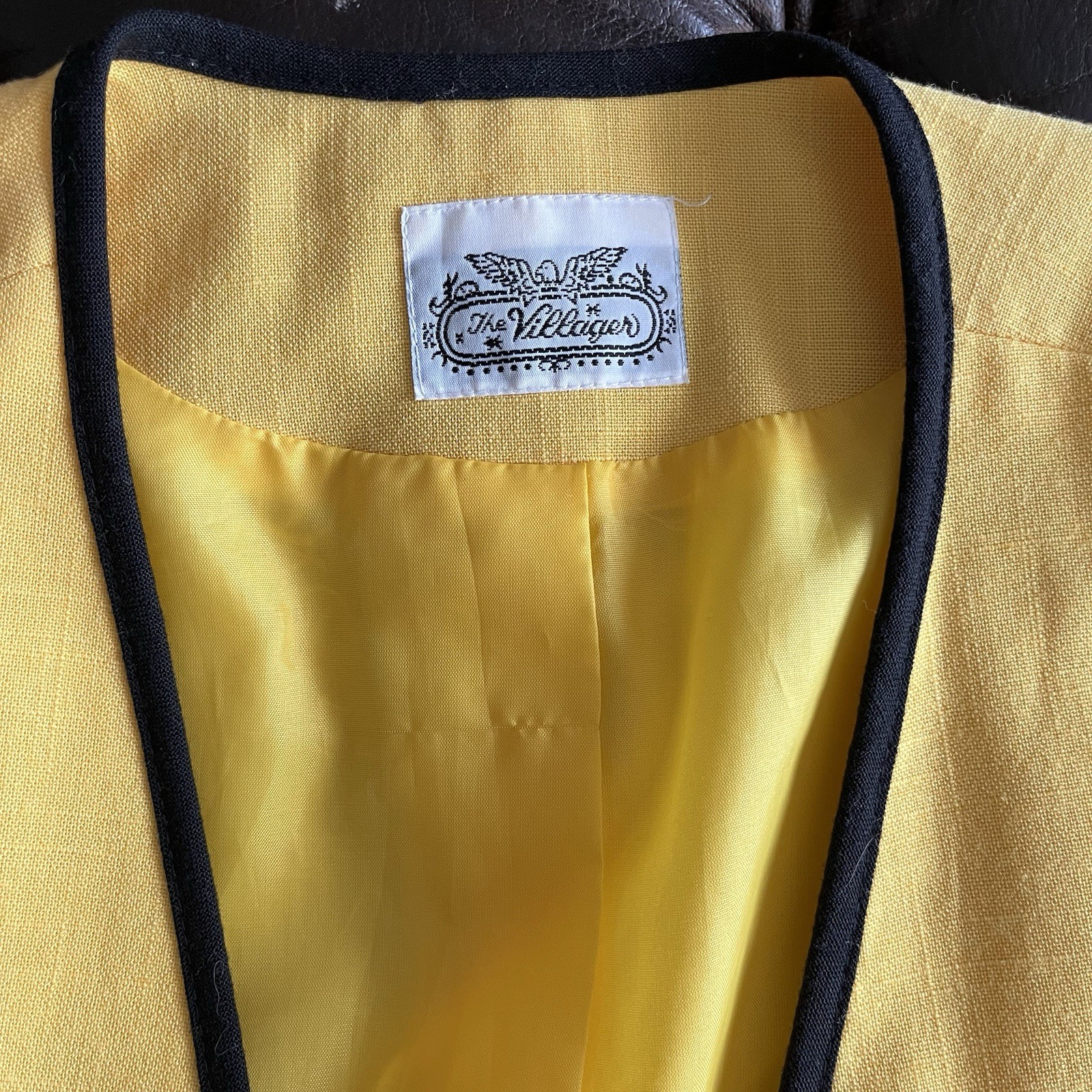 Vintage The Villager Yellow Suit Jacket collarless blazer Women&rsquo;s