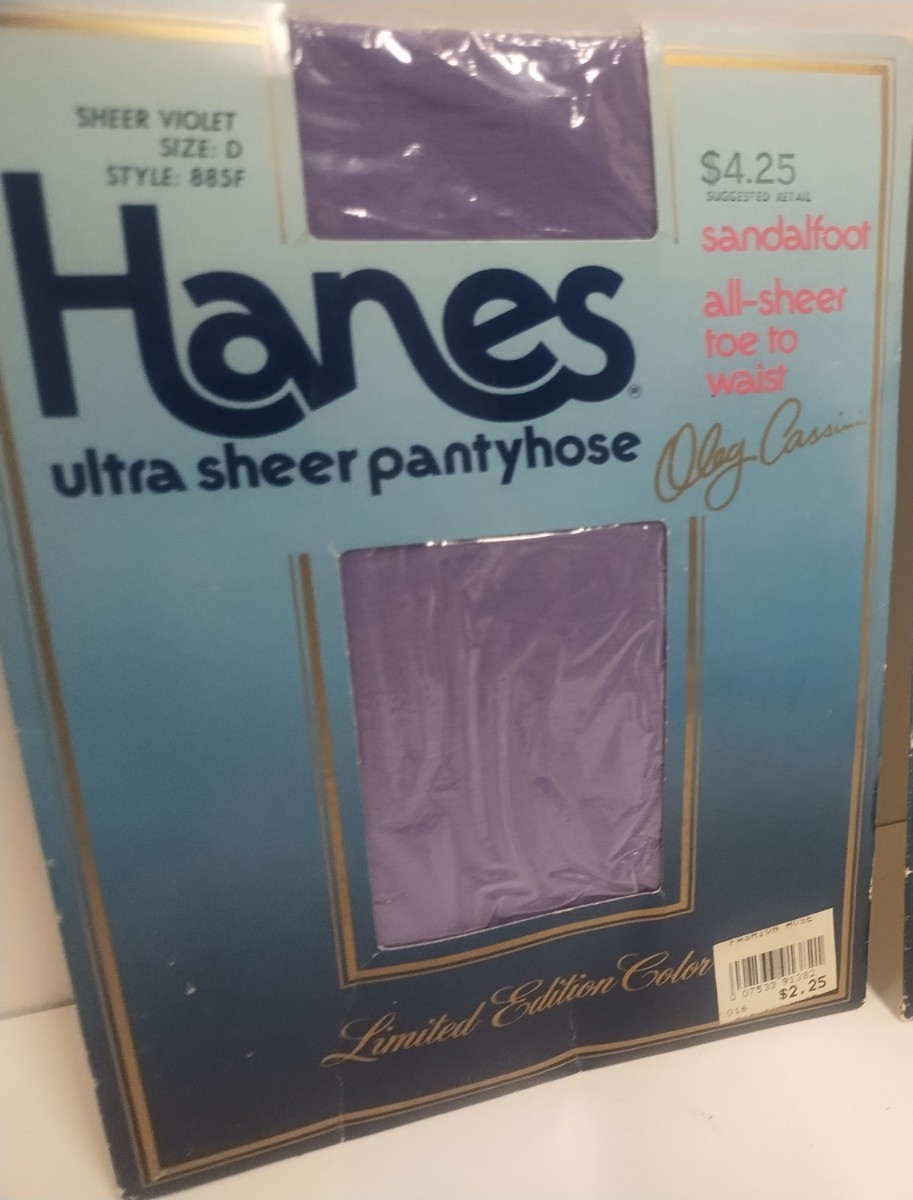 Vintage 80s Hanes Pantyhose Oleg Cassini Sheer purple lavender VIOLET Size D