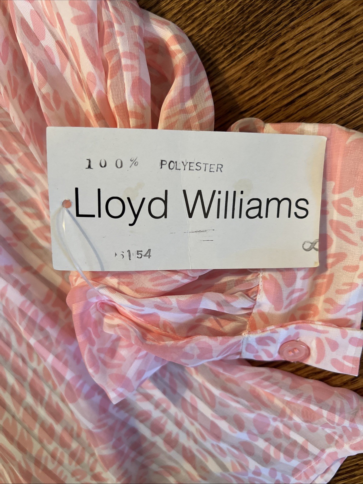 VINTAGE NWT LLOYD WILLIAMS PINK & WHITE PRINT BLOUSE size 8