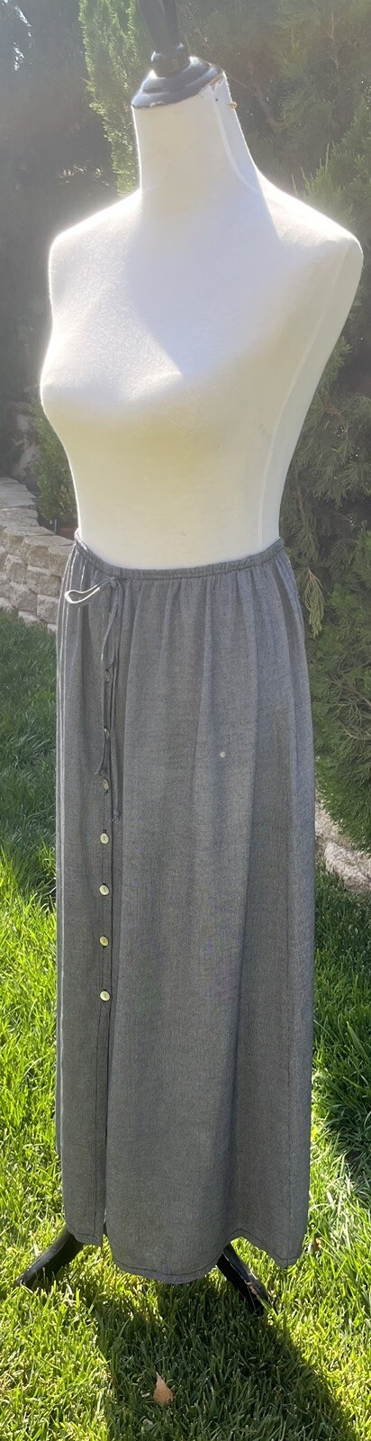Skirt Black Size:Large Long Clio Adjustable Waistband Drawstring Buttondown