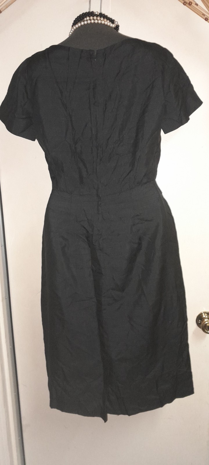 Vtg GALLANT 50s Raw Silk Classic Basic LBD Cocktail Pencil Pin Up M W30