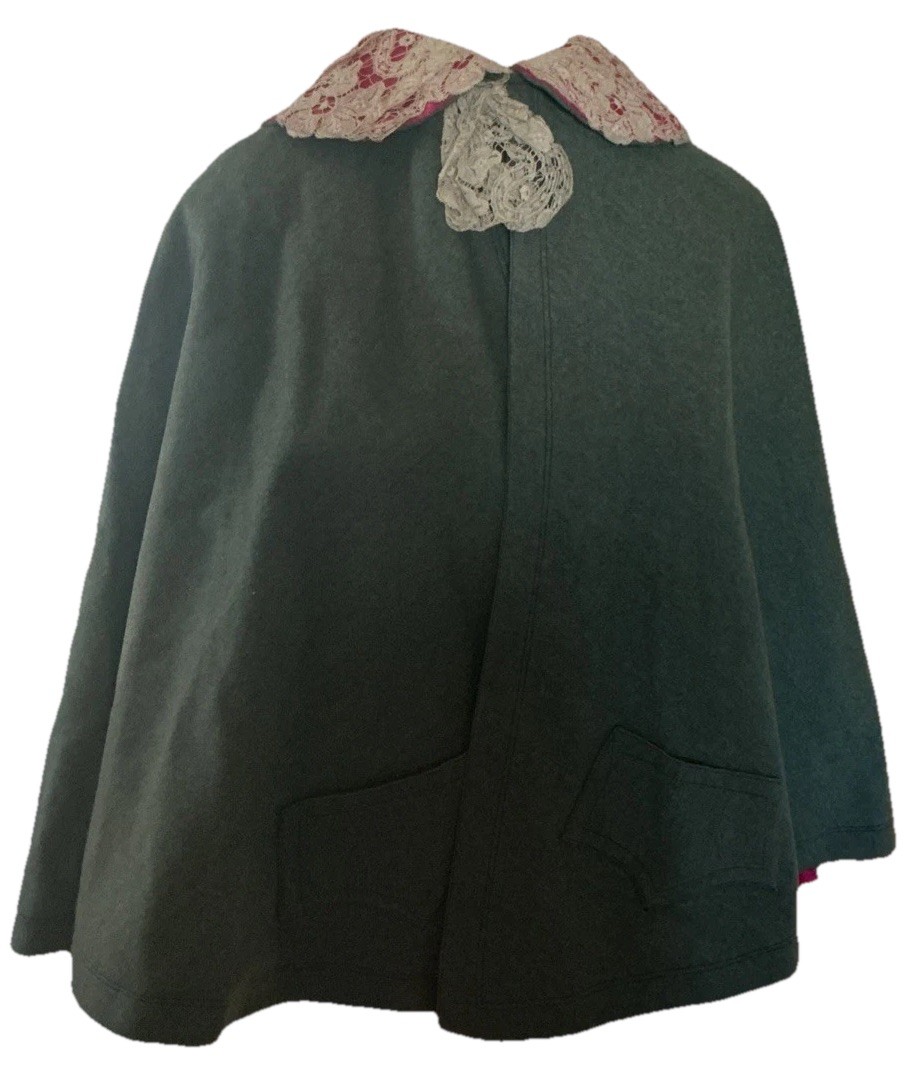 Vintage Gray Pink Lined Lace Collar Cape