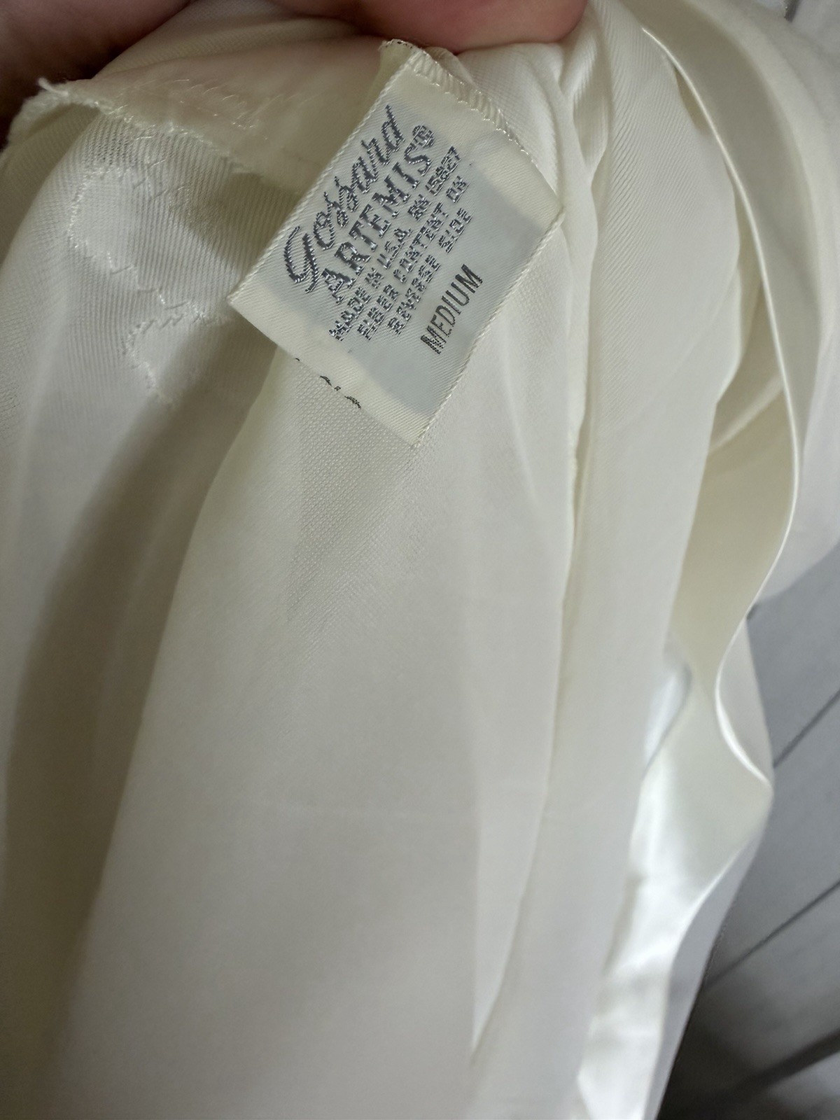 Vintage Gossard Artemis White Whimsy Nightgown Tie Neck Puff Sleeves Medium 60s