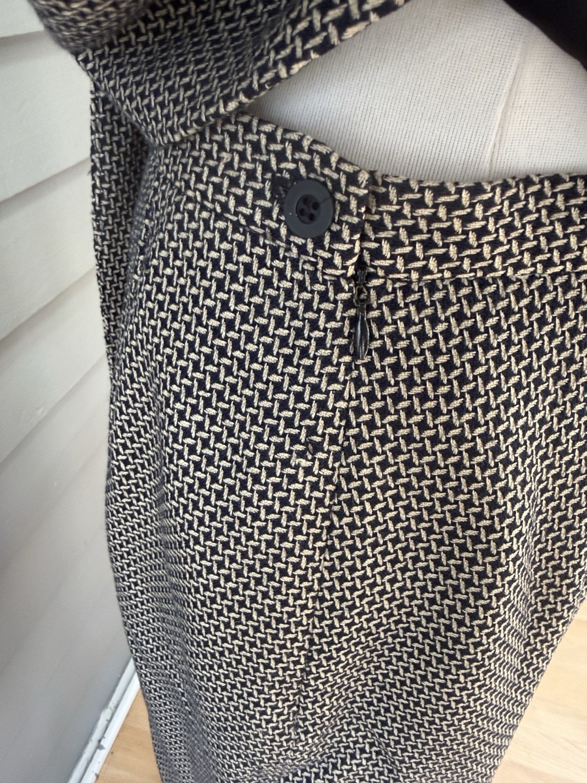 Rena Rowan Wool Blend Classic Patterned Skirt Suit Jacket and Skirt Set 8