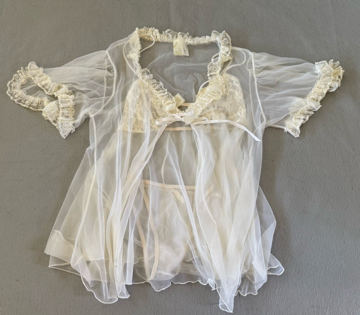 Mayela Vintage Sheer Nylon Babydoll Robe Set Ivory Lace Ruffle Boudoir Lingerie