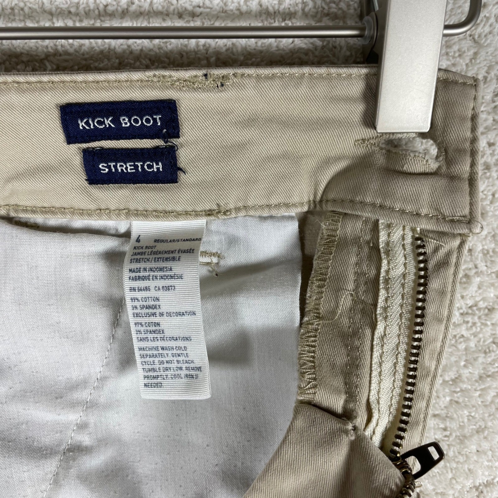 Y2K american eagle low rise kick boot cut stretch khakis sz 4 preppy millennial