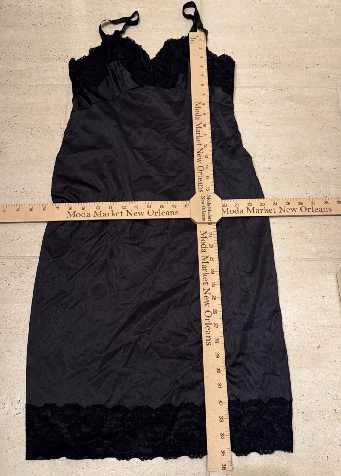 Vintage Pine hurts Lingerie woman’s 1950s black full slip dress Sz 36 SM Adjusts