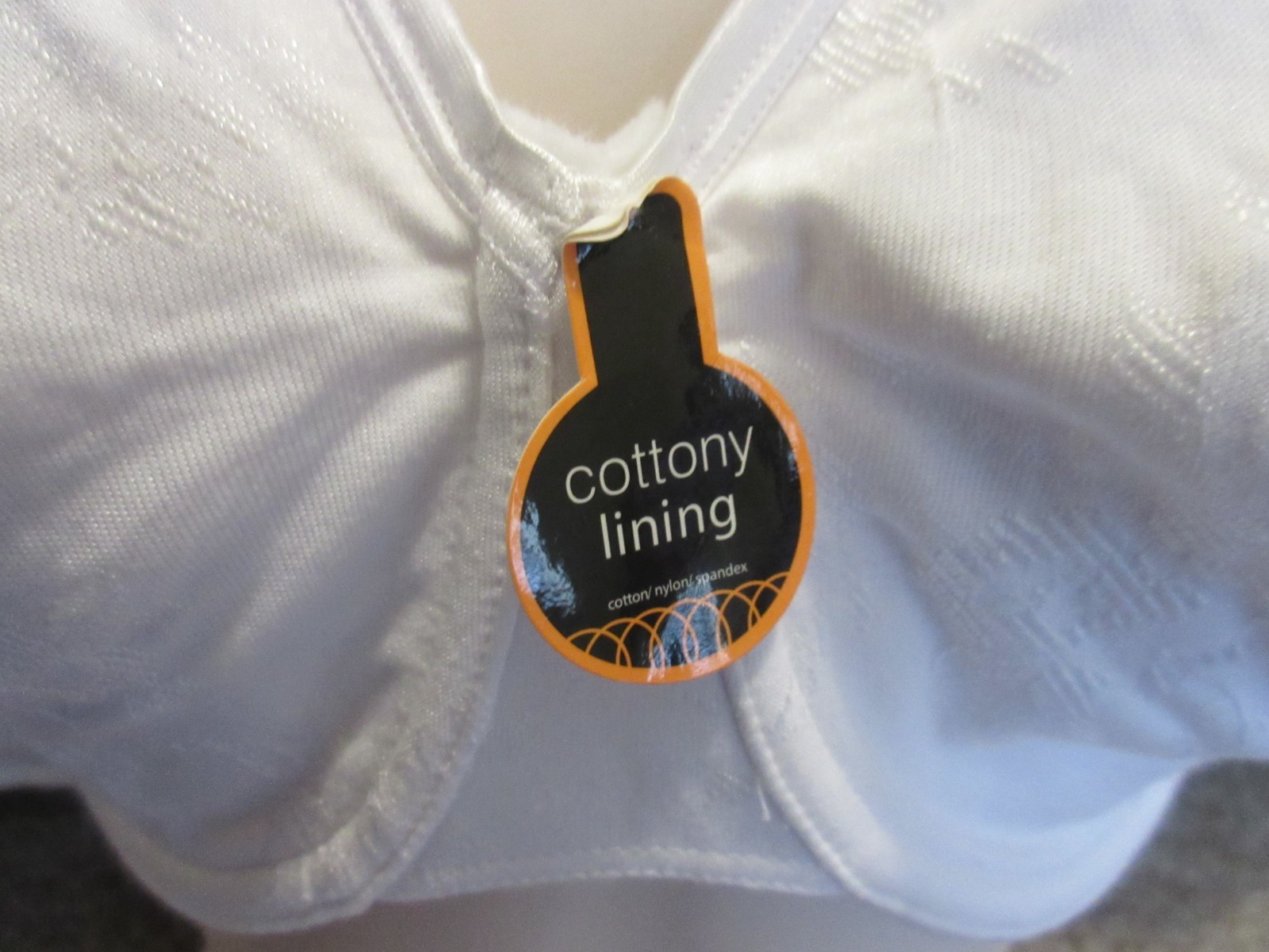 NWT vintage PLAYTEX style 7536 WHITE COTTONY LINING UW bra sz 38 DD disc