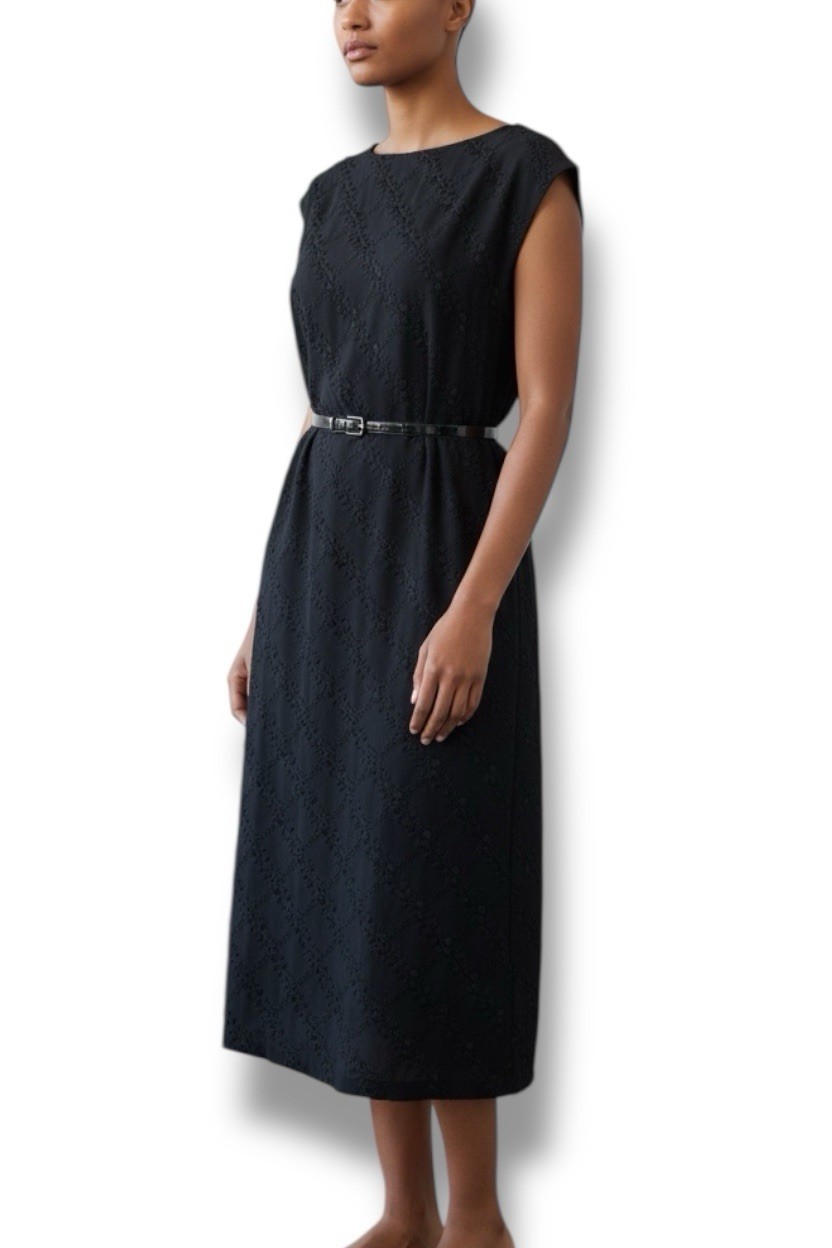 Vintage 50s L’Aiglon Embroidered Black Cocktail Sheath Wiggle Dress LBD 38-32-40
