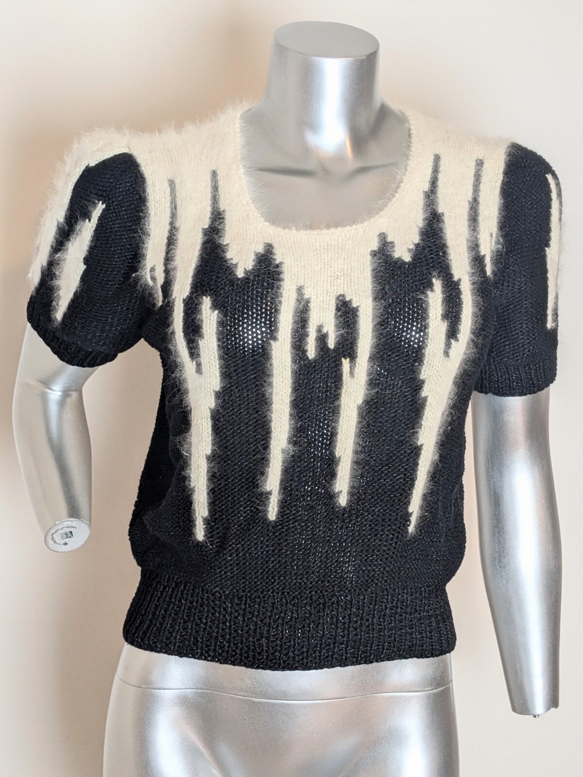 VTG Nannell Sweater Shoulder Pad Hand Knit Angora Bland Women’s SZ M Abstract