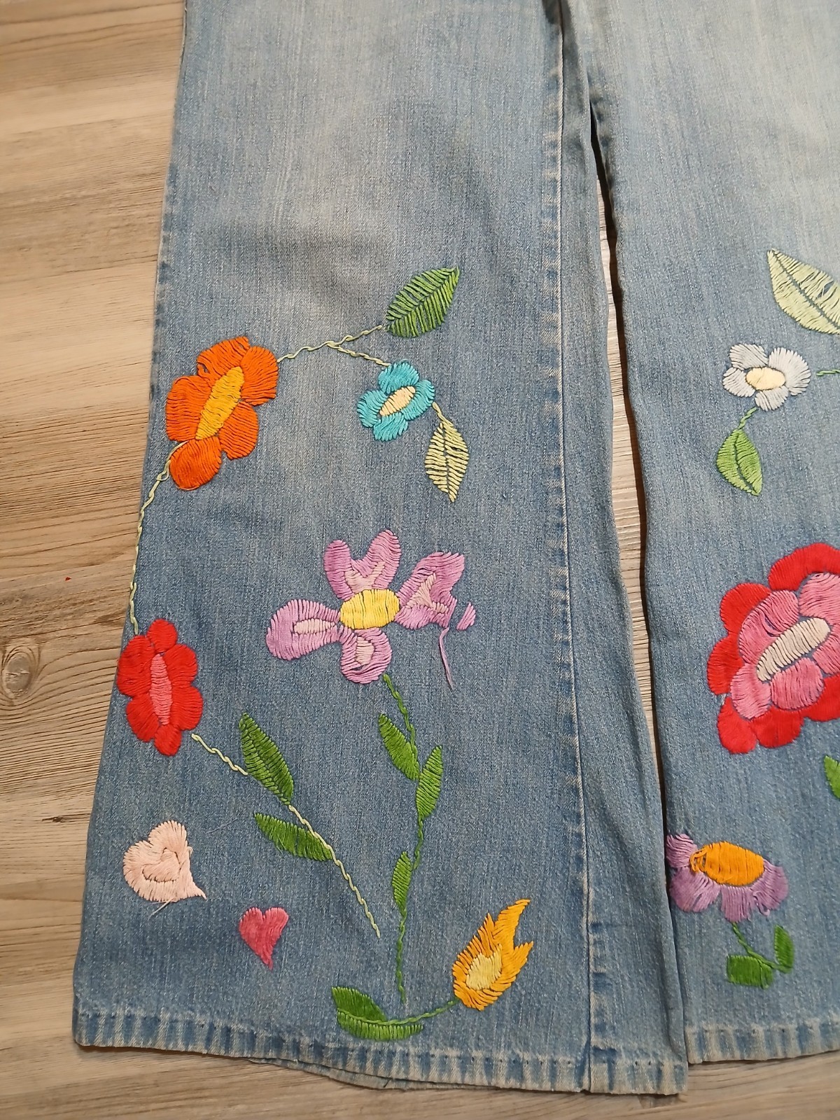 Vintage 70s Denim Bell Bottom Custom Embroidered Flare Hippy 32×28.5 RARE Floral