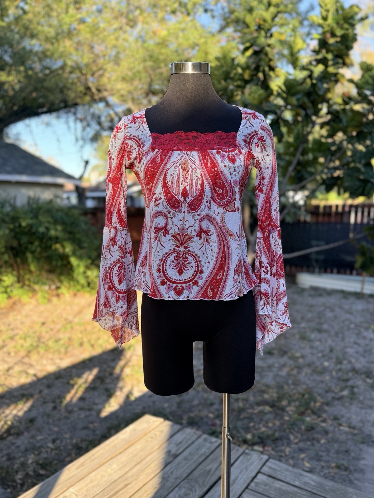 2000s Y2K Wet Seal Mesh Bell Sleeve Paisley Blouse Top