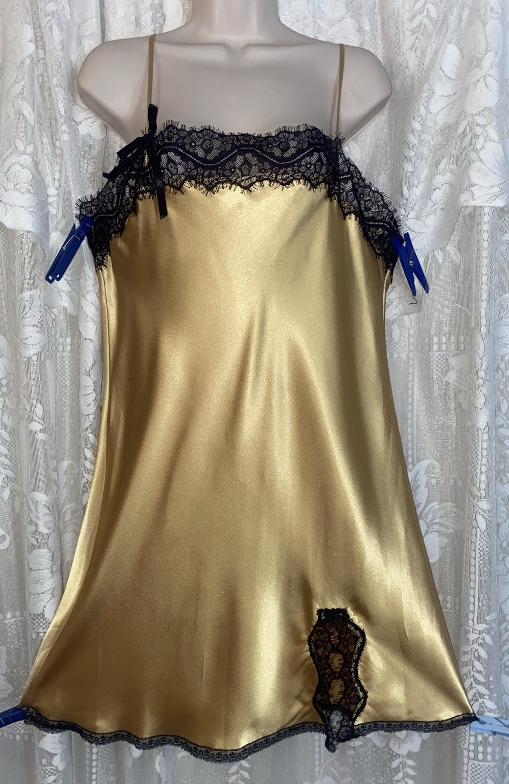 VTG Design GLAM NWOT L GOLD Satin NIGHTIE nightgown w Black Chantilly Lace Trim