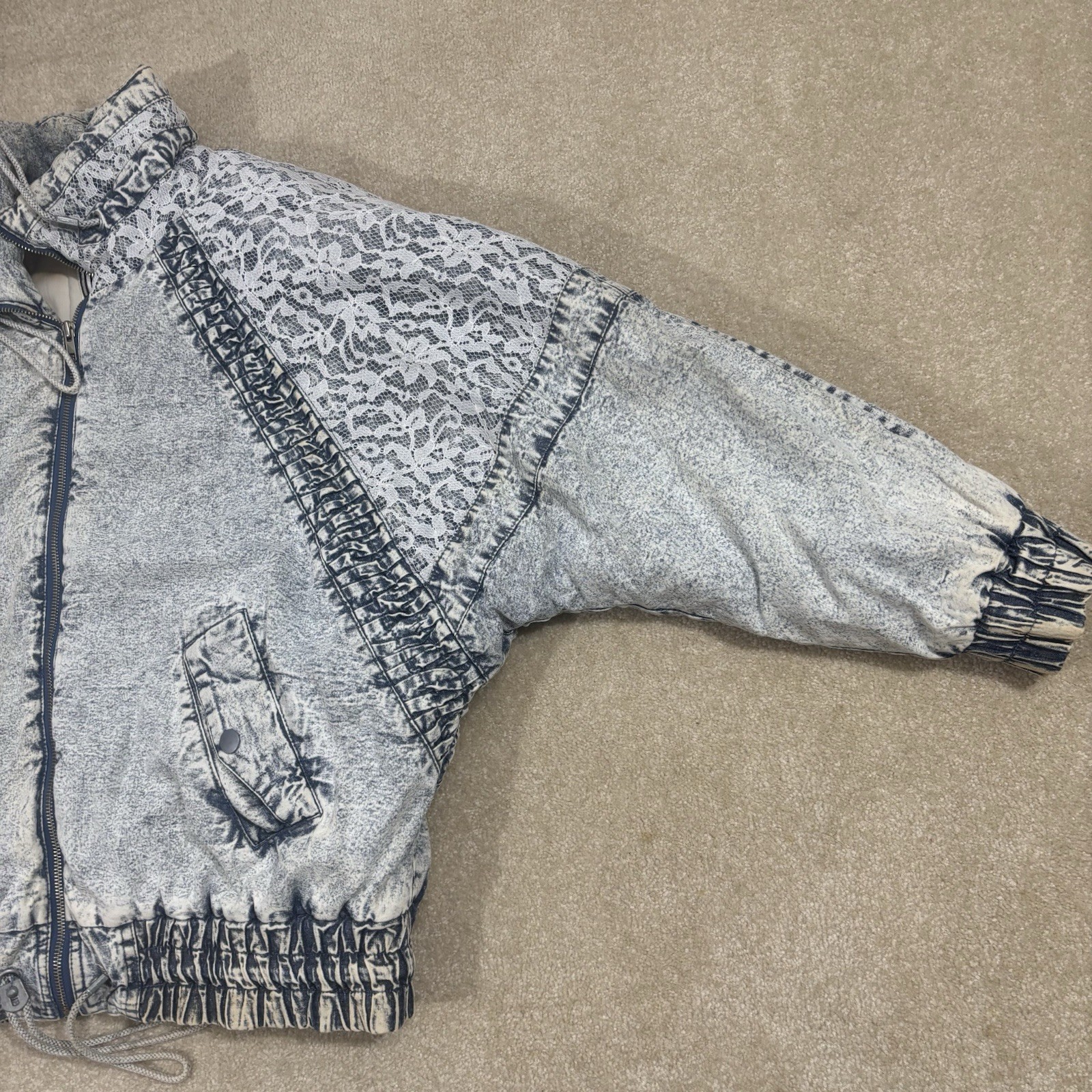 Vintage Original 80s East West Acid Wash Denim L Puffer Jacket Small Floral Lace