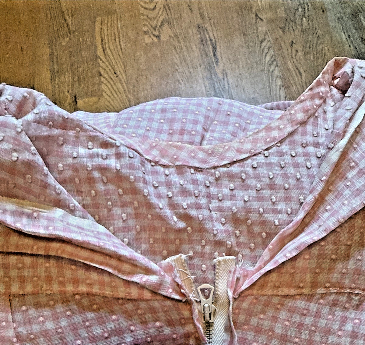 Vtg 1940s Pink Gingham Swiss Dot Day Dress Metal Zipper Puffy Sleeve Wide Sweep