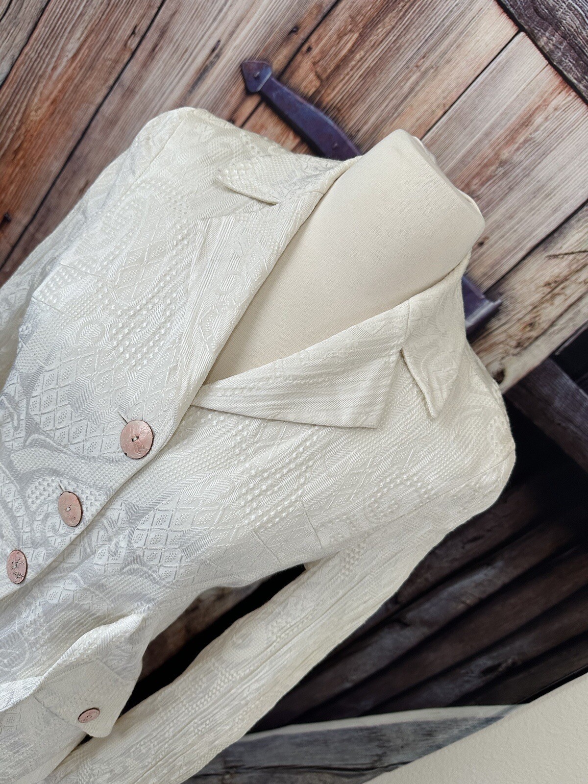 Vintage Women’s Christian LaCroix “Bazar” Vanilla Cream Embroidered Blazer 38