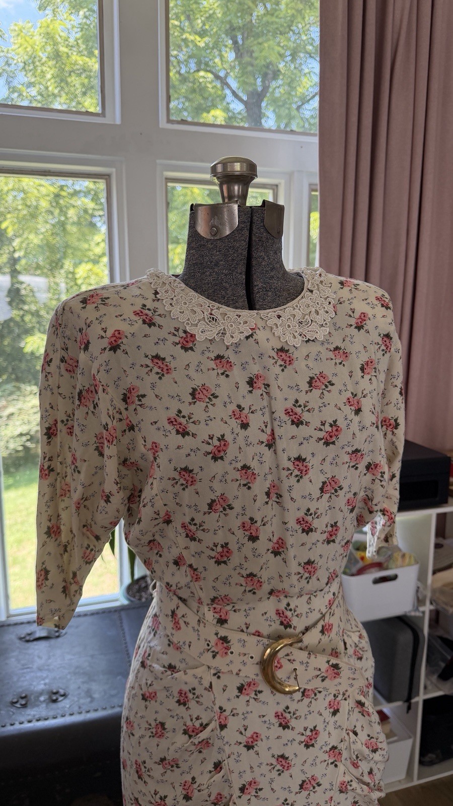 Vintage Joni Blair Floral Rayon Dress Lace Collar Cottagecore Romantic Size 3