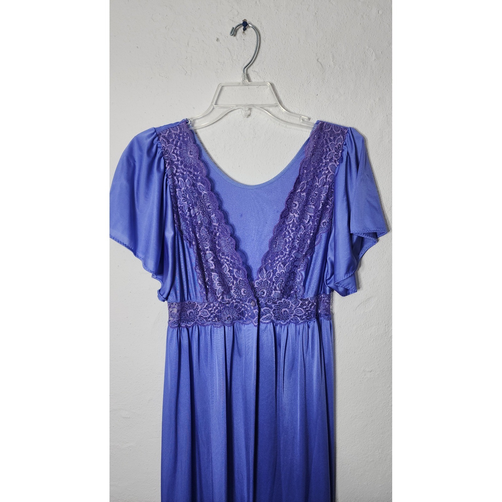 Vintage Lace Trim Nightgown Robe Periwinkle Blue Flutter Sleeve Maxi 70s Style