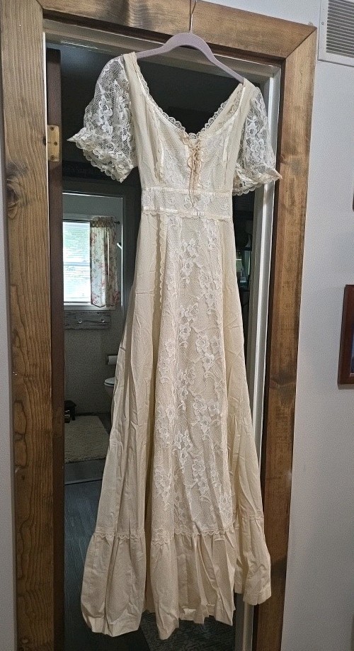 Vintage 70s dress Cream Lace Prairie Maxi Dress Cottagecore Boho size SMALL