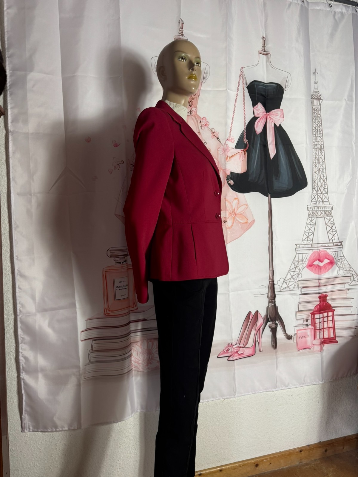 Escada blazer black cherry virgin wool peplum shoulder pads size 36 38 40 MINT condition