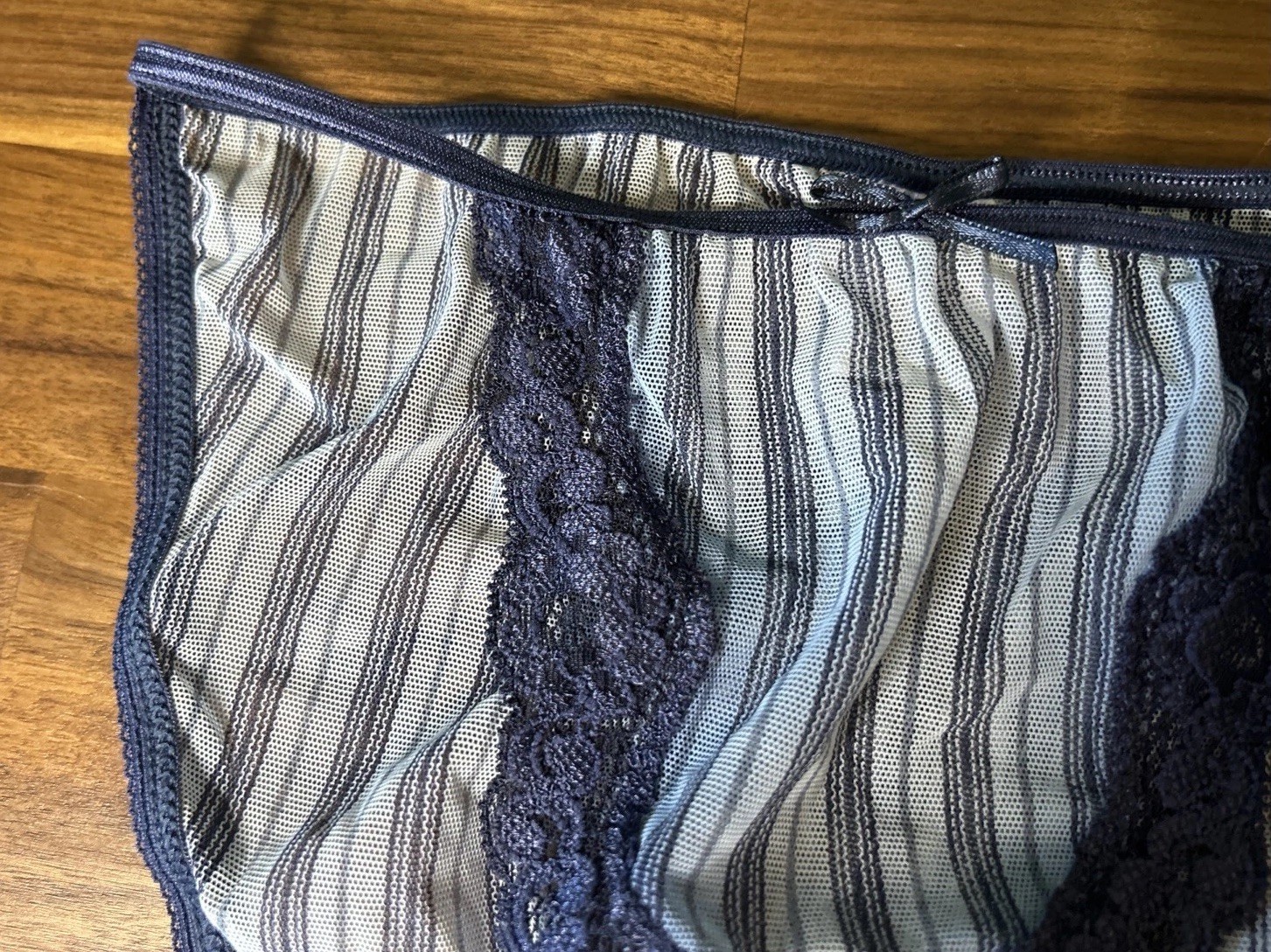 Vtg Morgan Taylor Panties String Bikini 6/M Second Skin Steer Mesh Bow Lace HOT