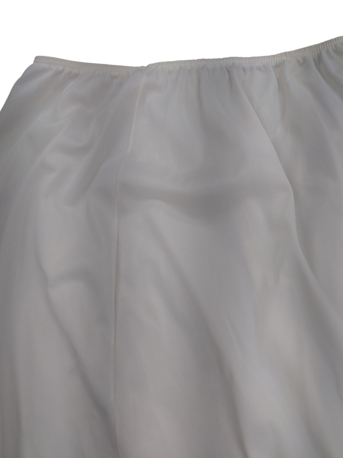 Vintage Full Slip Size M