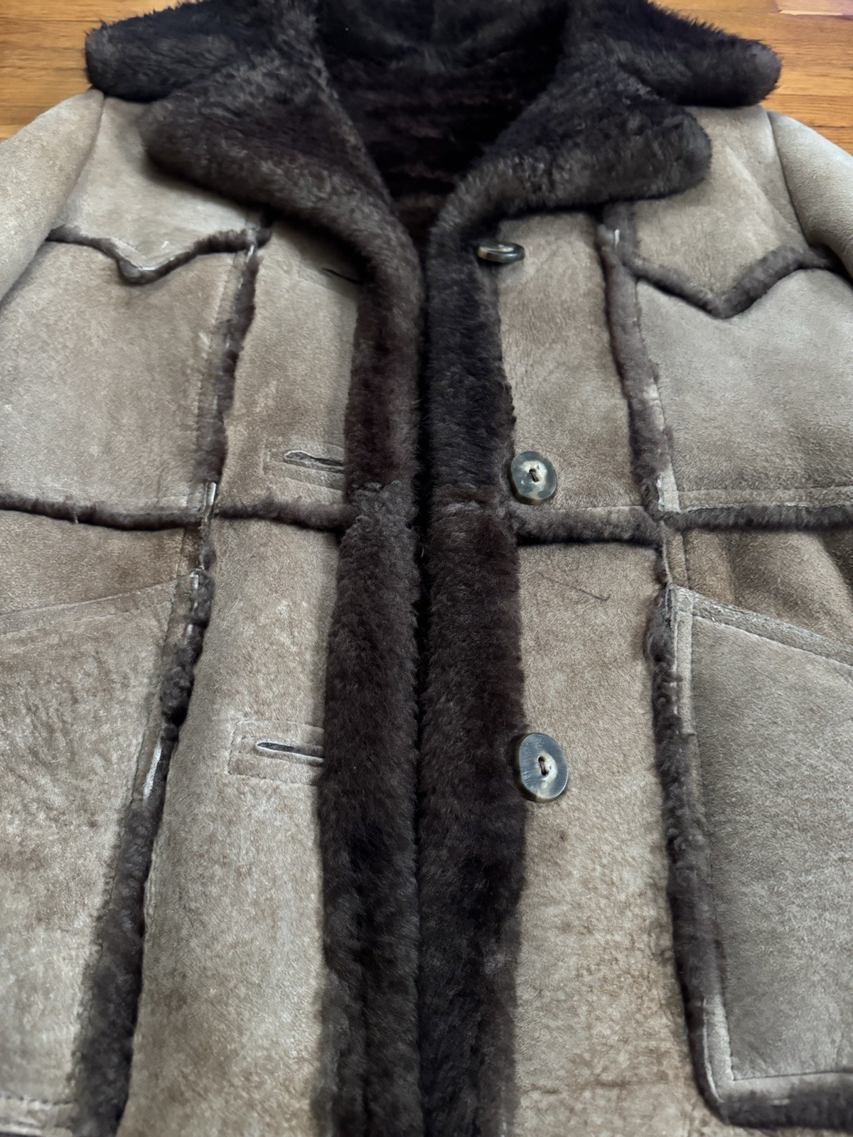 Wilsons Brown Suede Shearling Fur Coat Size 12, Vintage Style, Chest 42in