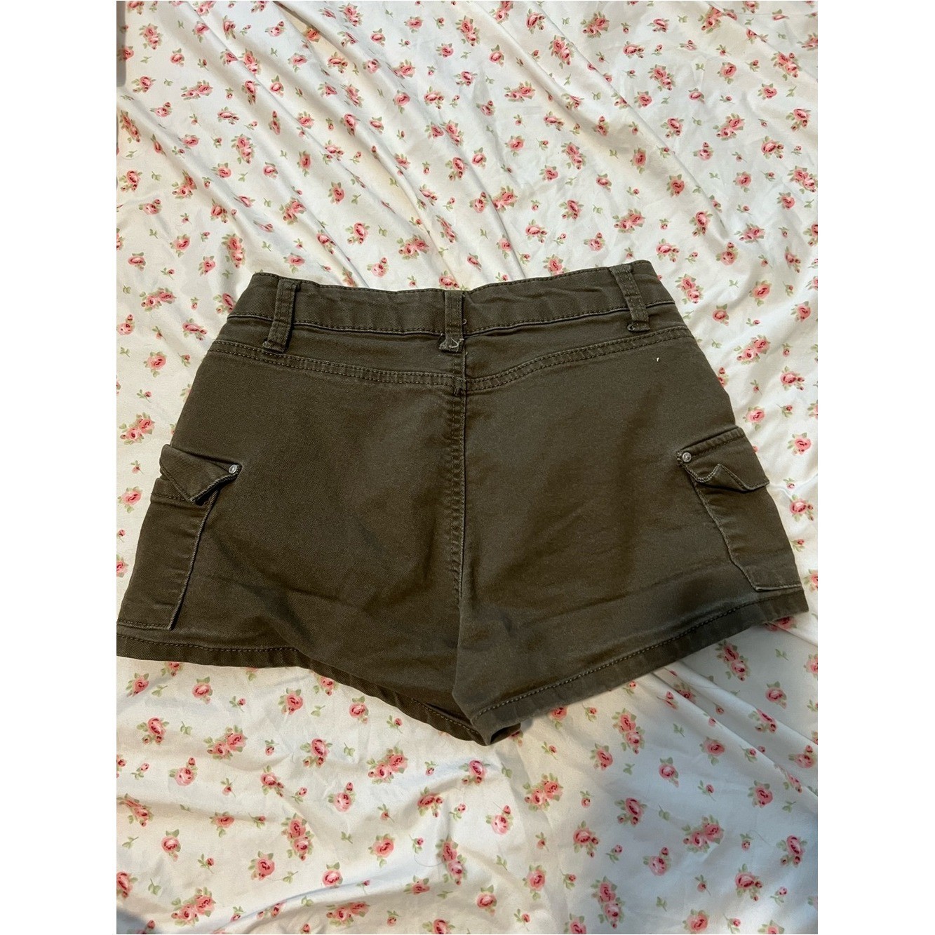 vintage army green cargo shorts