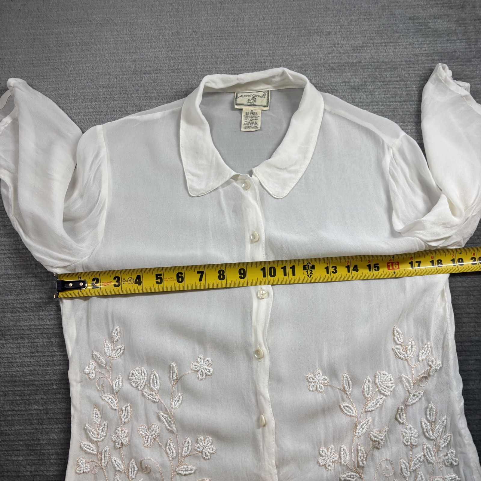 Vintage April Cornell Embroidered Rayon Blouse Womens S White Floral Cottagecore
