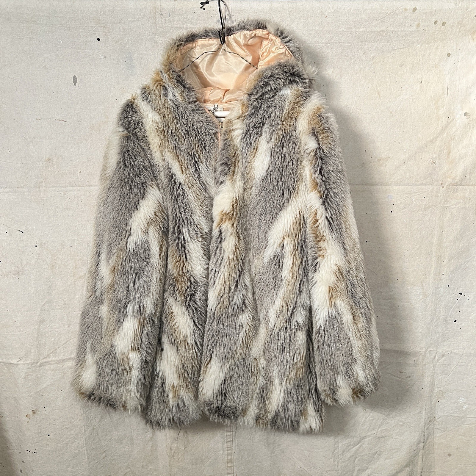 Vintage 60s White Stag Faux Fur Hooded Coat Pockets Talon Zipper 20.5×30