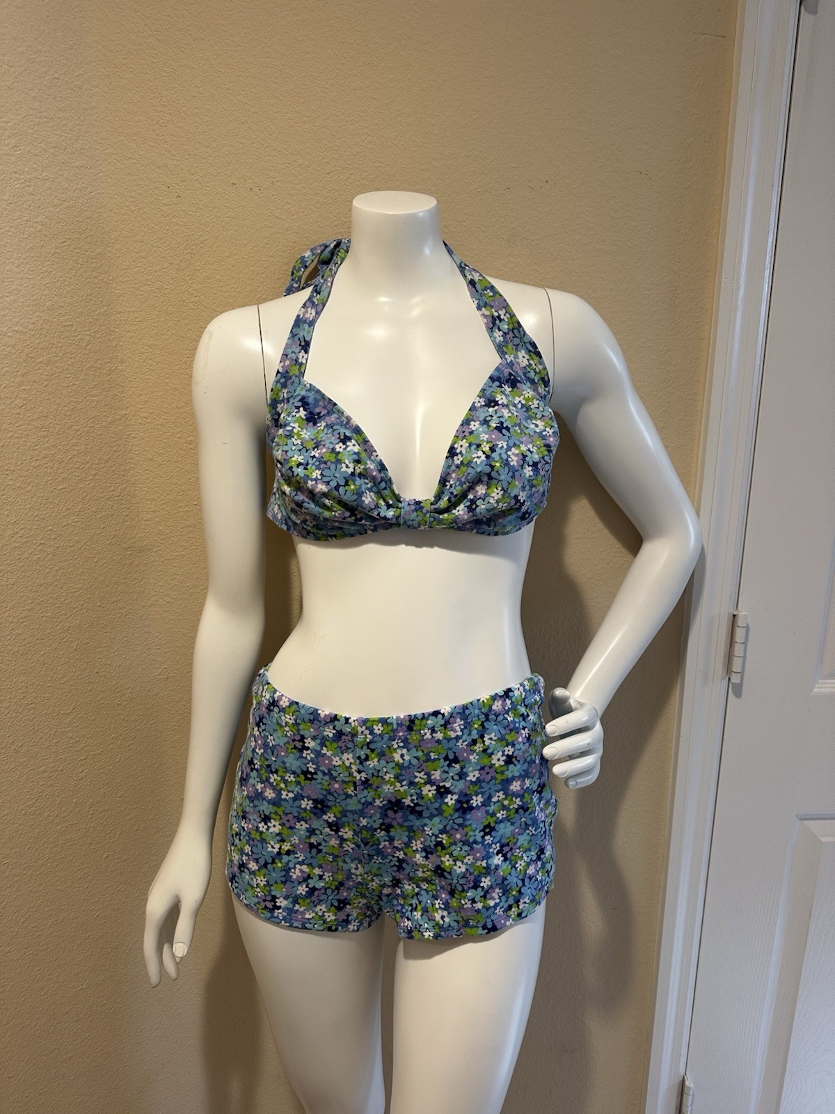 Vintage 90&rsquo;s Bermuda Beachwear Floral Cotton Polyester Bikini Top Boy Shorts L
