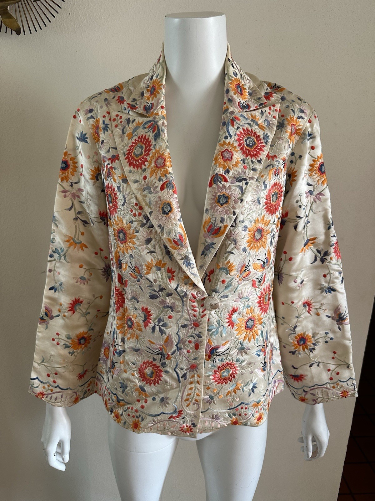 1920s 30s Silk Embroidered Export Piano Shawl Jacket Moth Floral Peking Knot VTG
