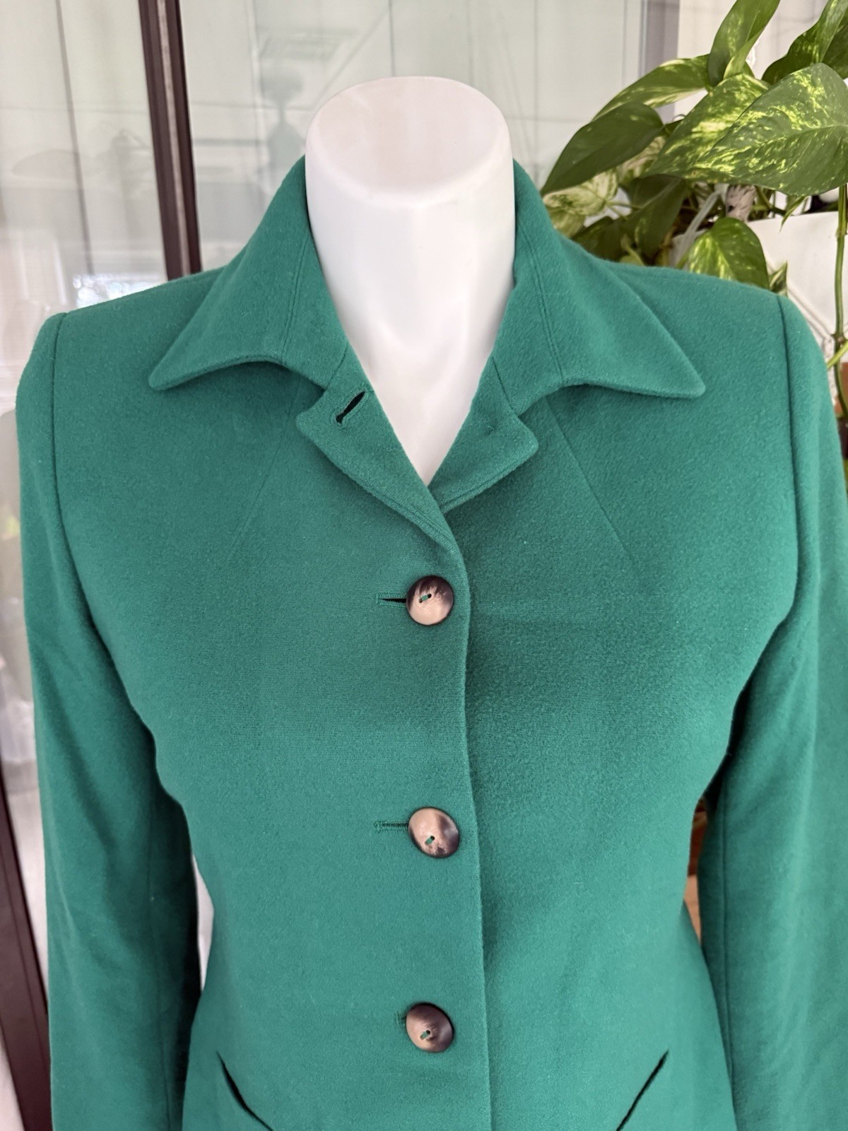 Vintage Harvé Benard Wool Jacket – 12 – Green – Made in Ukraine, Cashmere Blend