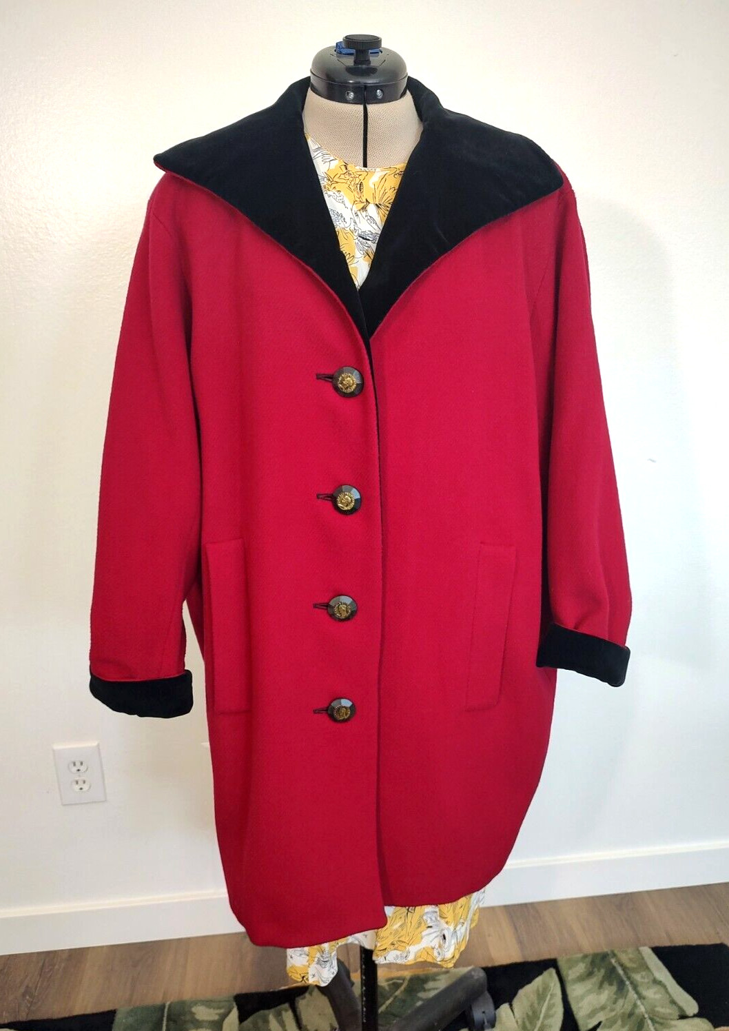 Vintage Yves Saint Laurent Rive Gauche Red Wool & Blk Velvet Woman&rsquo;s Coat Size 9