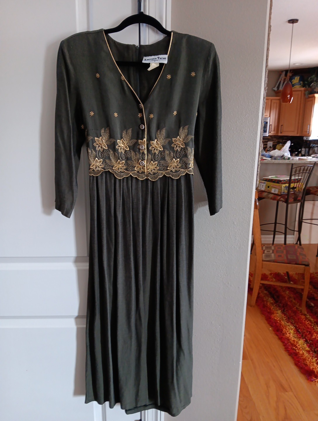 Vintage Another Thyme olive green and gold dress with 3/4 sleeve Size 10