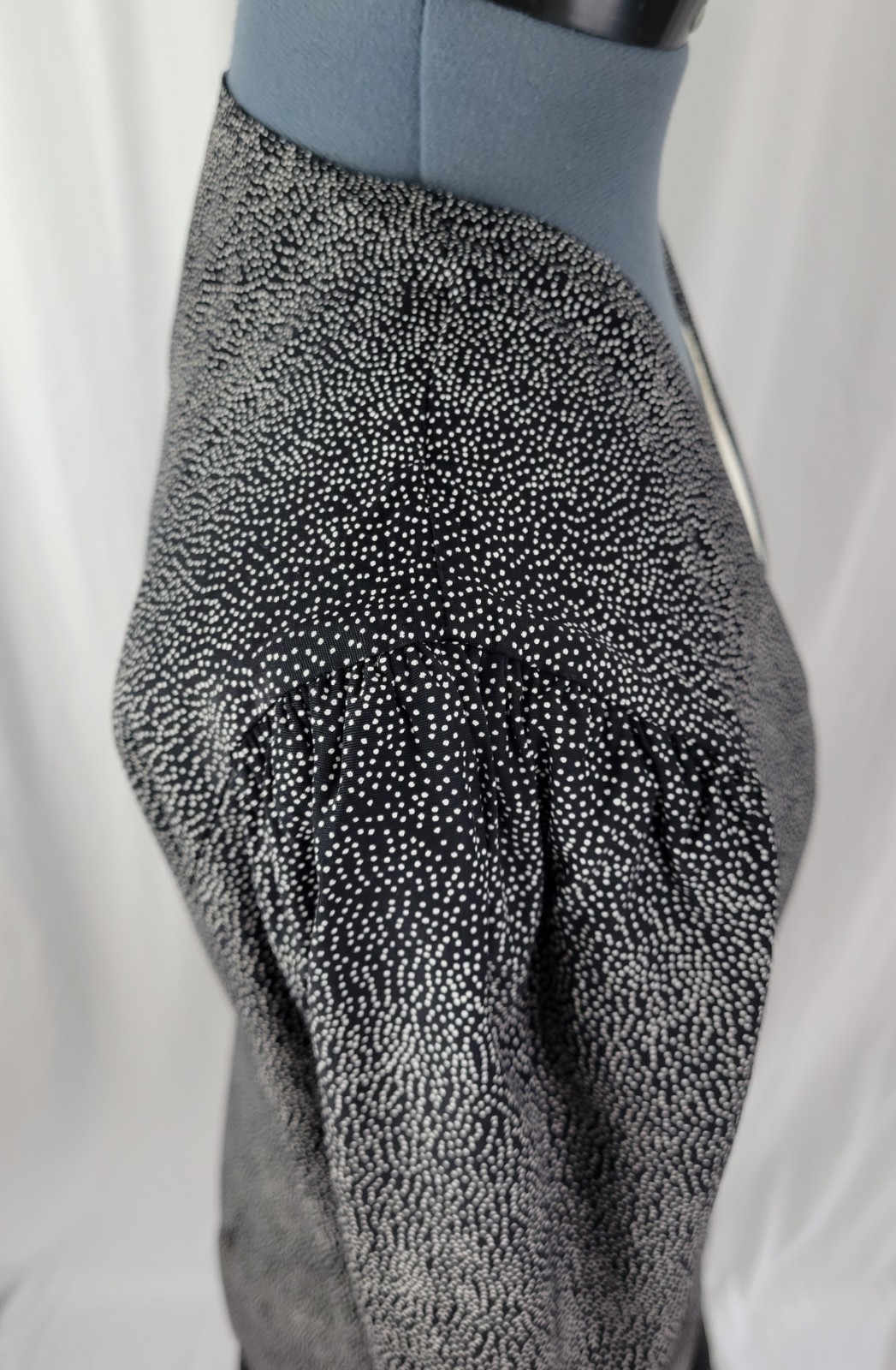 Vintage Byer Too! Black & White Dropped Waist Sheath Dress Size 11