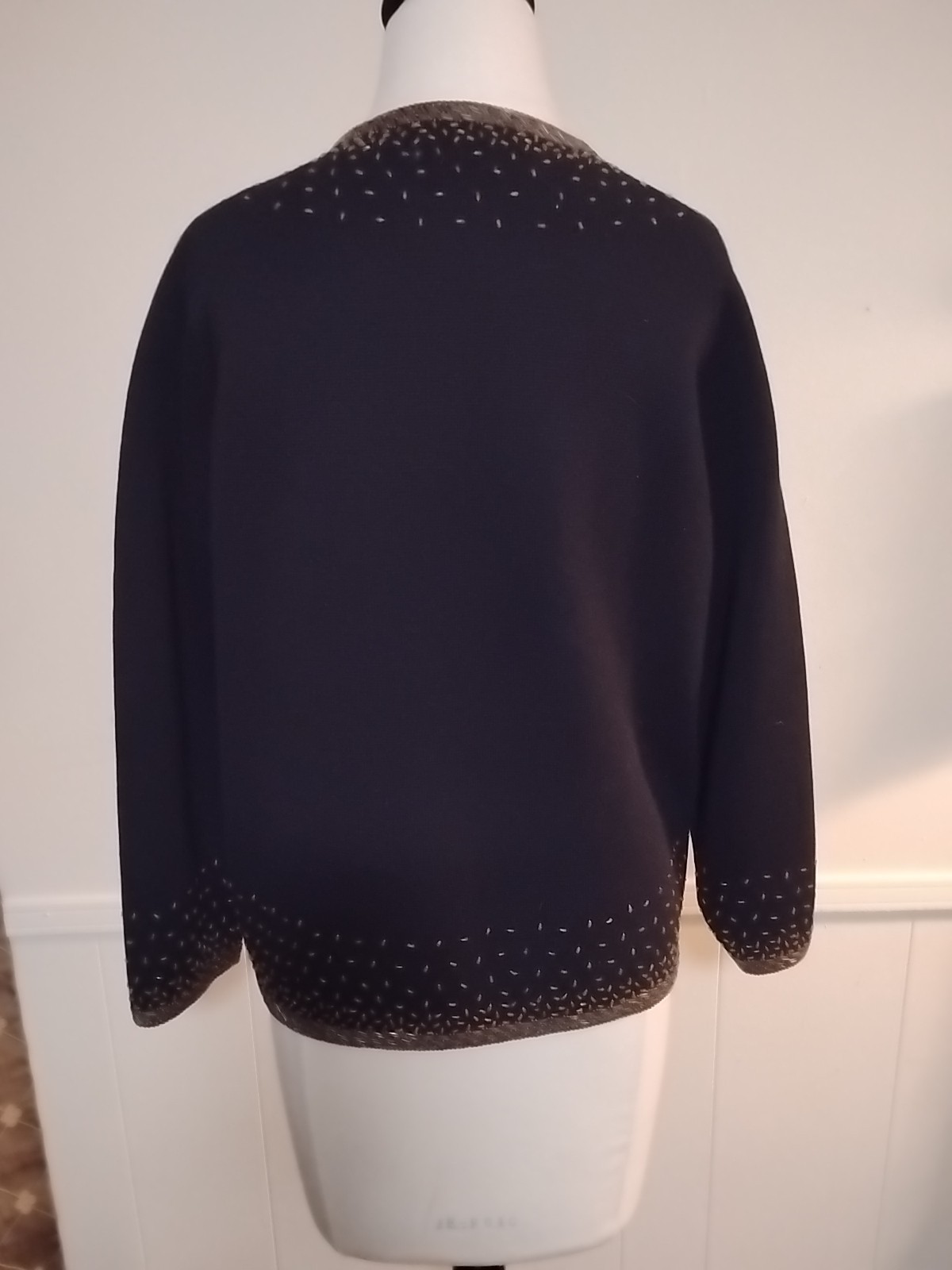 Diamonte 100% Wool Silk Lining 1950s Beaded Cardigan Sweater Black And Gold L