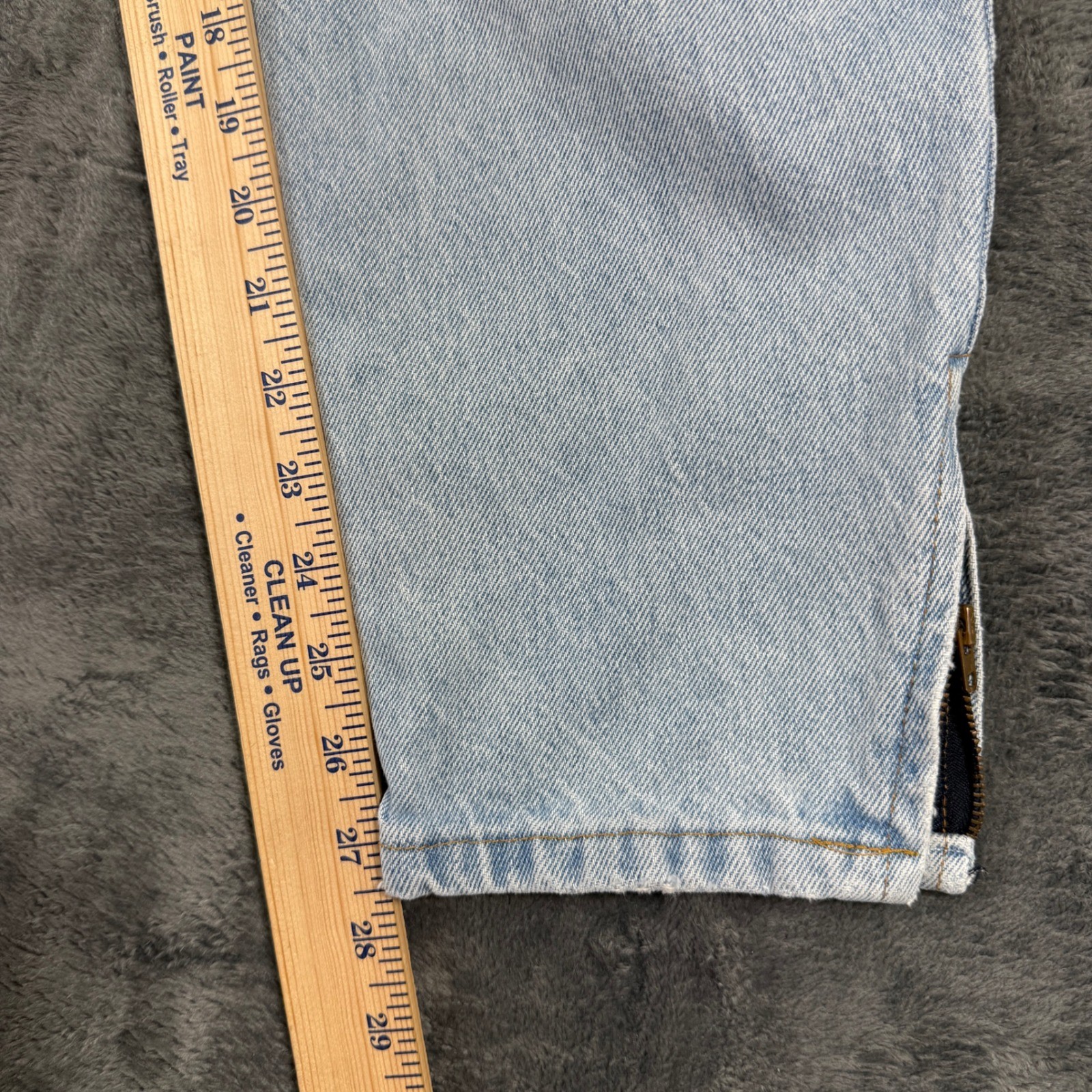 Mixed Blues Vintage High Waisted Light Wash Ankle Zip Jeans Made in USA Size 13