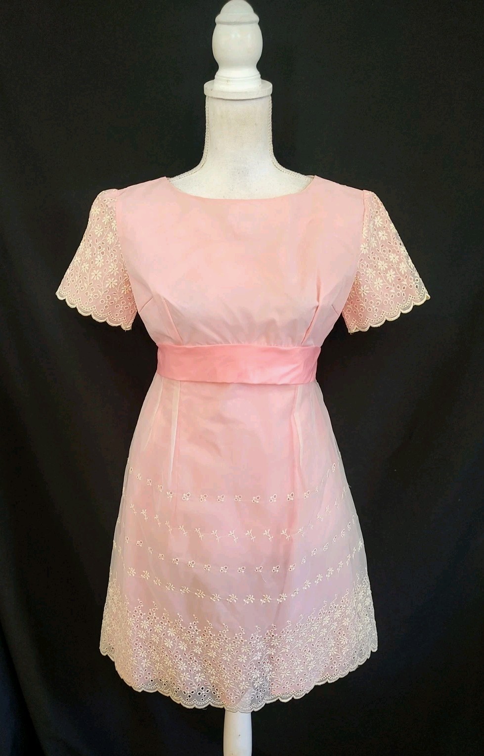 60&rsquo;s Vintage Pink Dress Eyelet Organza Taffeta Coquette Girly Short Sleeve XS/S