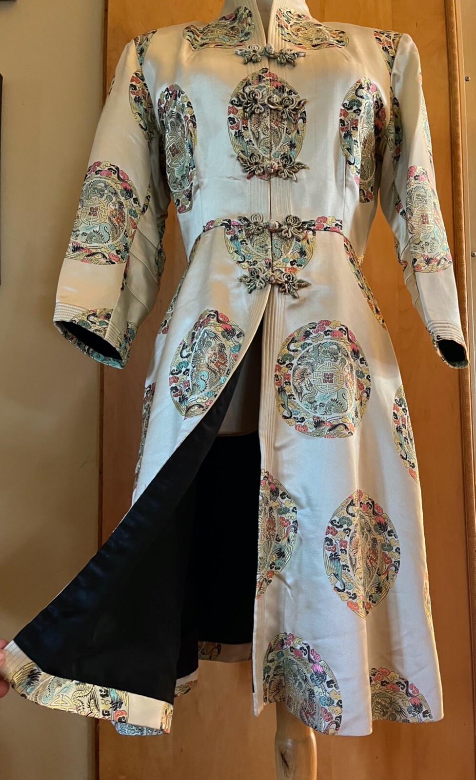WOMEN&rsquo;S VINTAGE DYNASTY HONG KONG CHINESE SILK BROCADE DRESS COAT JACKET XS / S