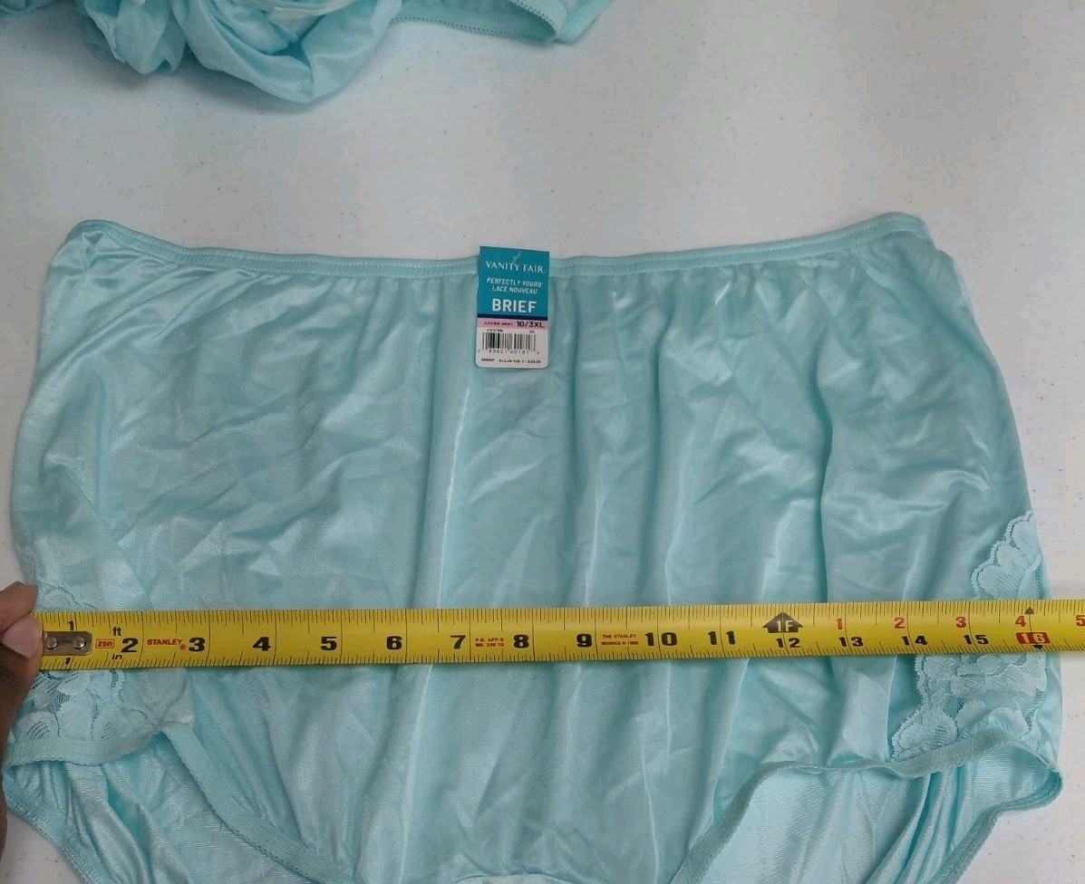 Vintage Light Blue Vanity Fair Granny Brief Size 10/3XL With Lace