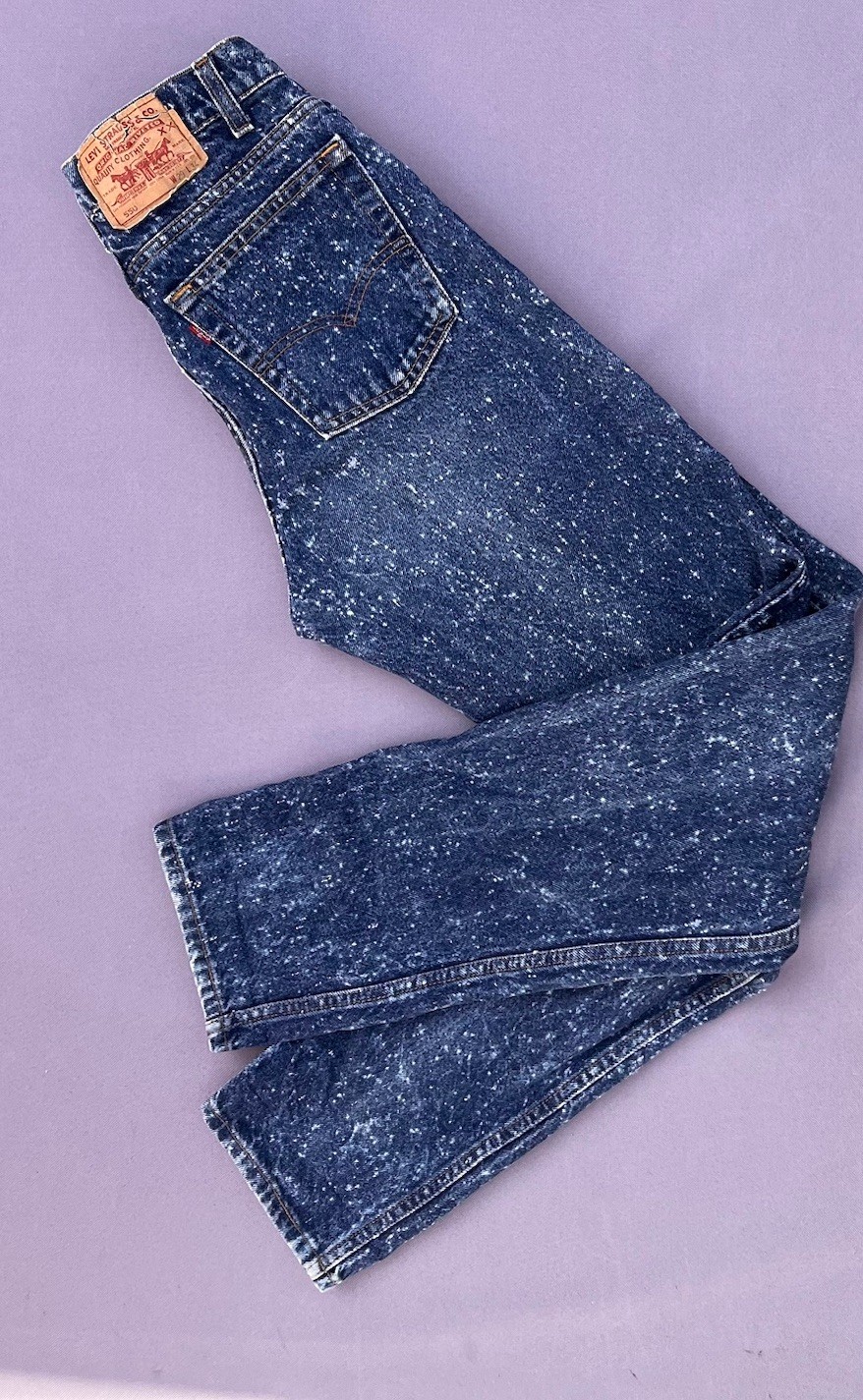 Vintage Levi’s 501 Jeans Made USA 28×33 Blue Galactic Galaxy Wash 1990s Button