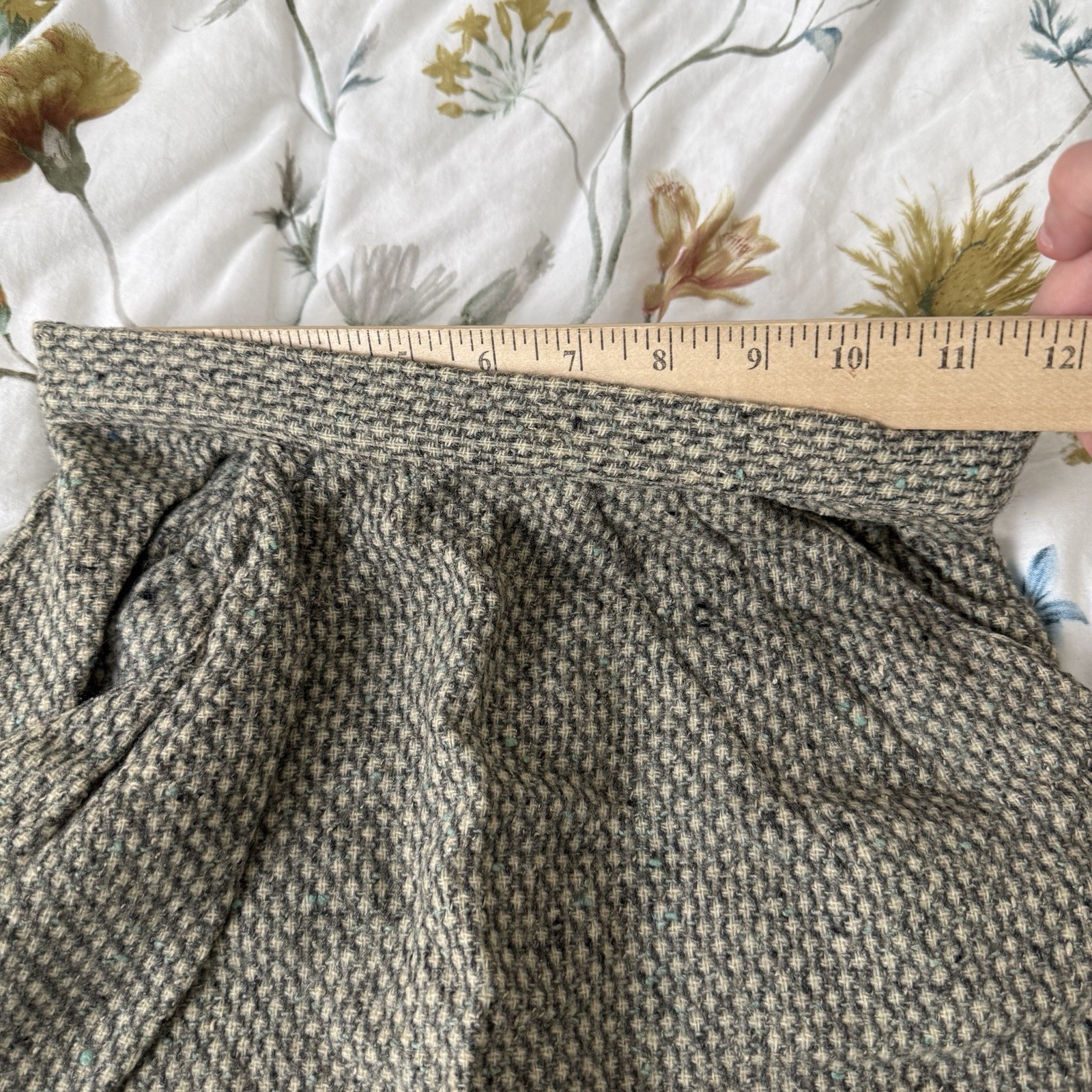 Vintage Handmade Tweed Wool Blend A-Line Skirt XS 22-23 Waist GEM Zip 60s 70s