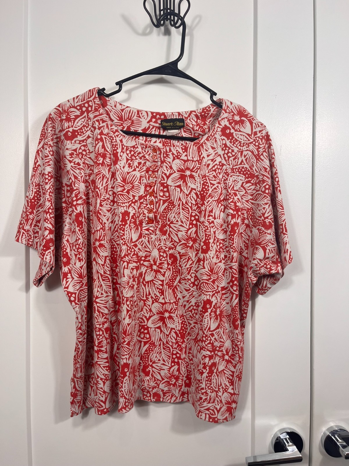 Stuart Alan Vintage Made in USA Women&rsquo;s Hawaiian White/Red Floral Blouse Size 18